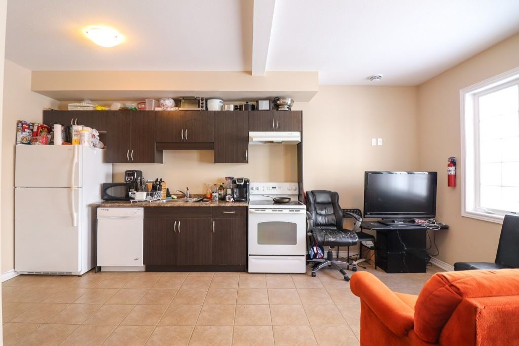 12A Wedsworth St - Photo 2 of 18