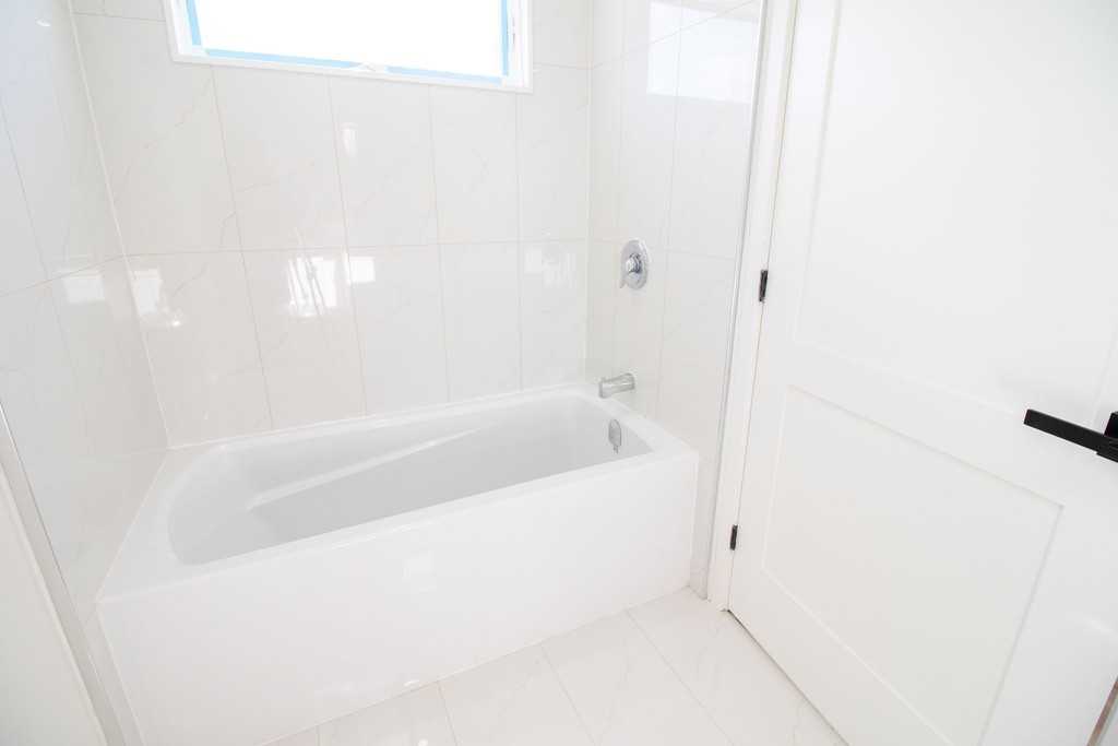 21 Seventh St - Photo 5 of 16