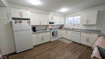 featured image of 62 Adel Dr