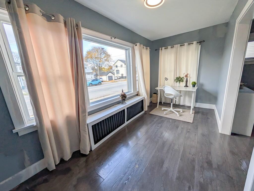 74 Crowland Ave - Photo 4 of 34