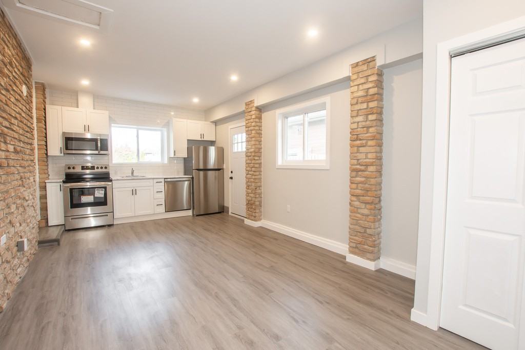 84 Mcgill St - Photo 2 of 28