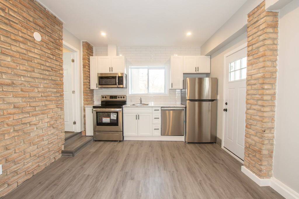 84 Mcgill St - Photo 4 of 28