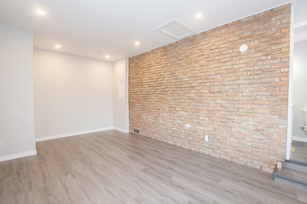 84 Mcgill St - Photo 7 of 28