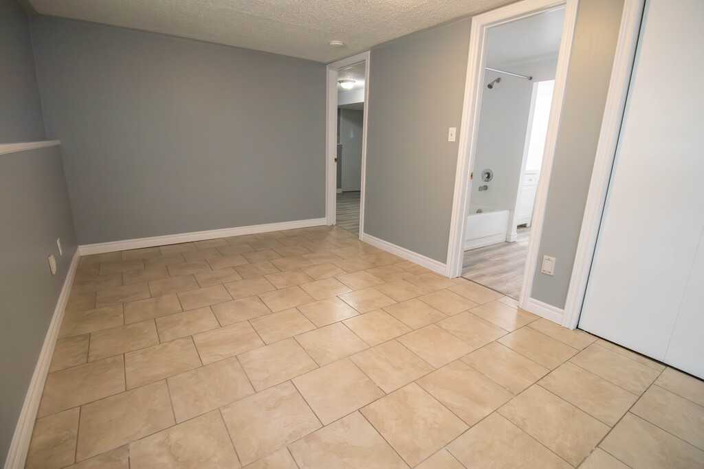 806 Wright St Lowr - Photo 7 of 32