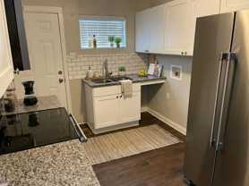 1308 Ivy St - Photo 1 of 1