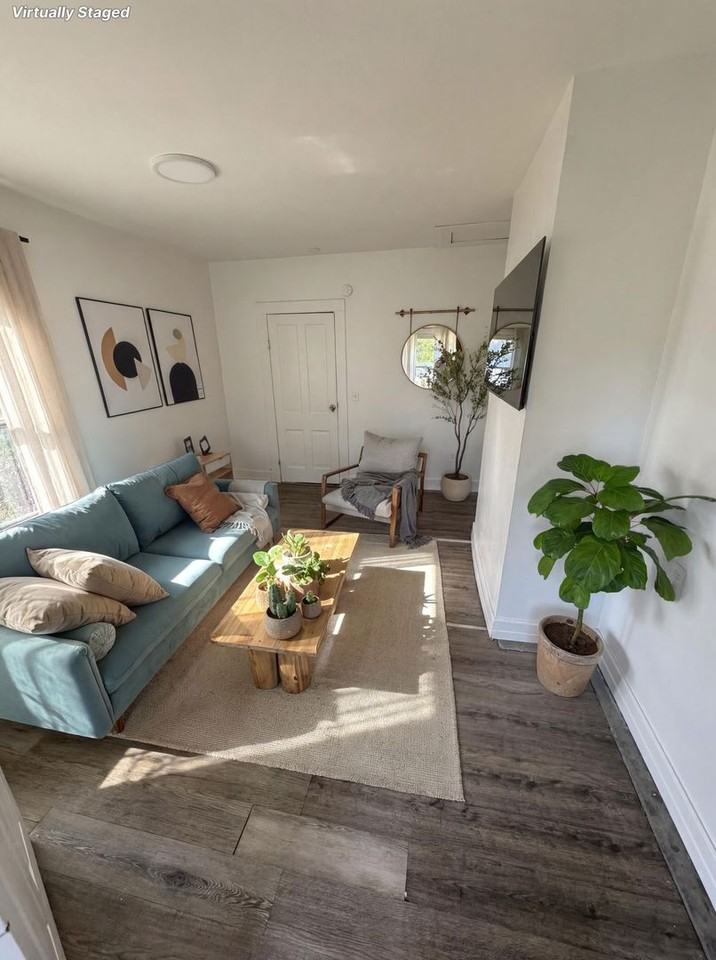 121 W 6th St - Photo 3 of 13