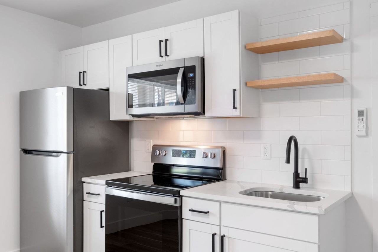 3315 Ward Street - Photo 6 of 31