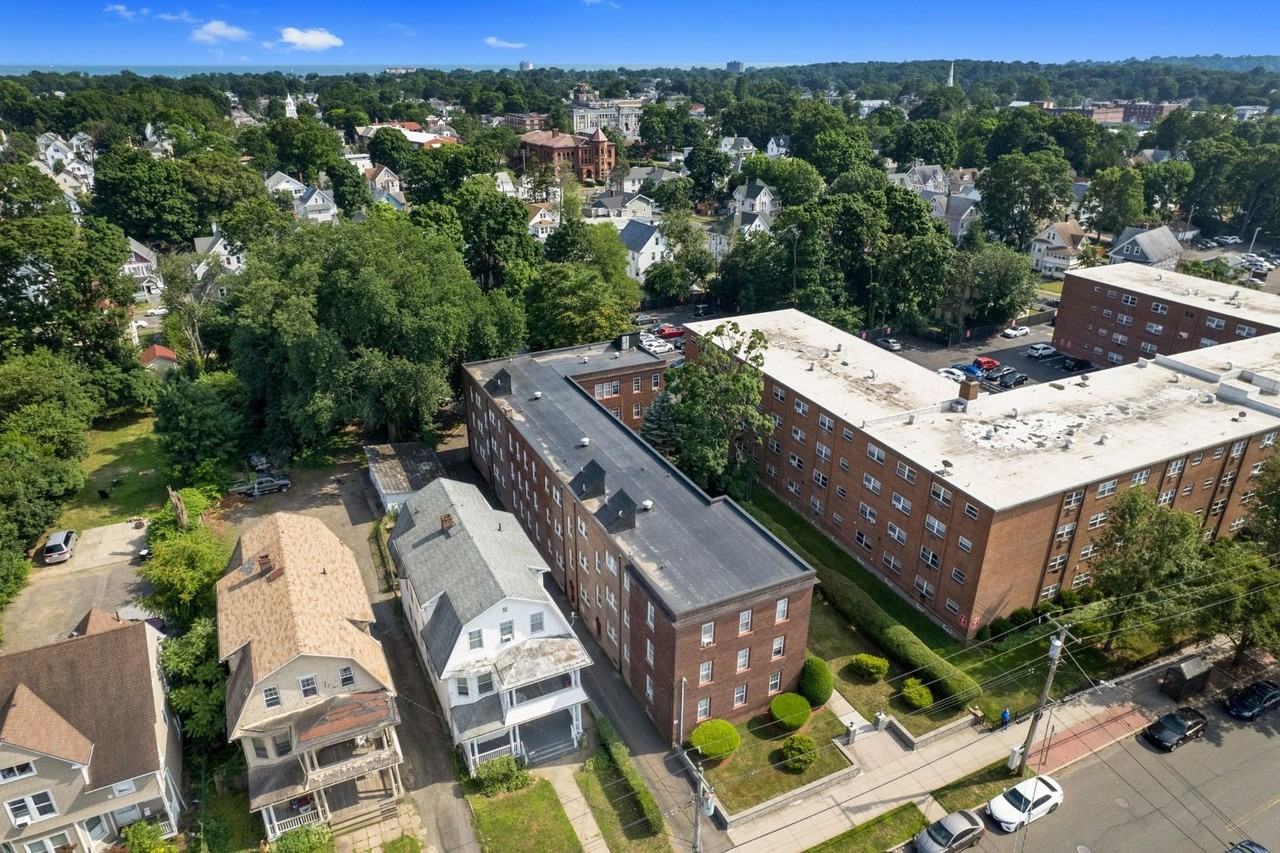 182 Elm - Photo 6 of 9