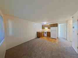 featured image of 710 E 15th Aly