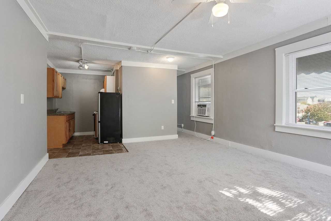 Summit Apartments/Prikili Properties LLC - Photo 4 of 22