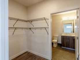 1604 Hoyt St - Photo 1 of 1