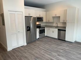 1604 Hoyt St - Photo 1 of 1