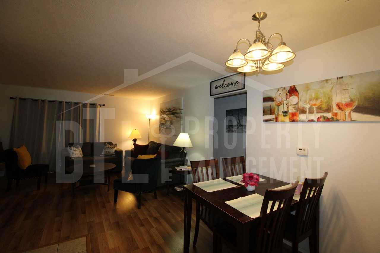 2910 Vineyards Pkwy #4 - Photo 5 of 10