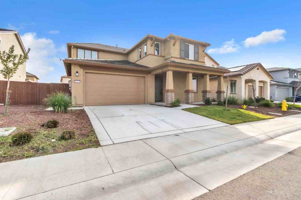 8009 Roundhouse Loop - Photo 3 of 36