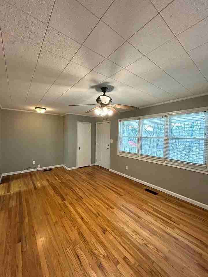 901 Westover Dr Sw - Photo 7 of 23