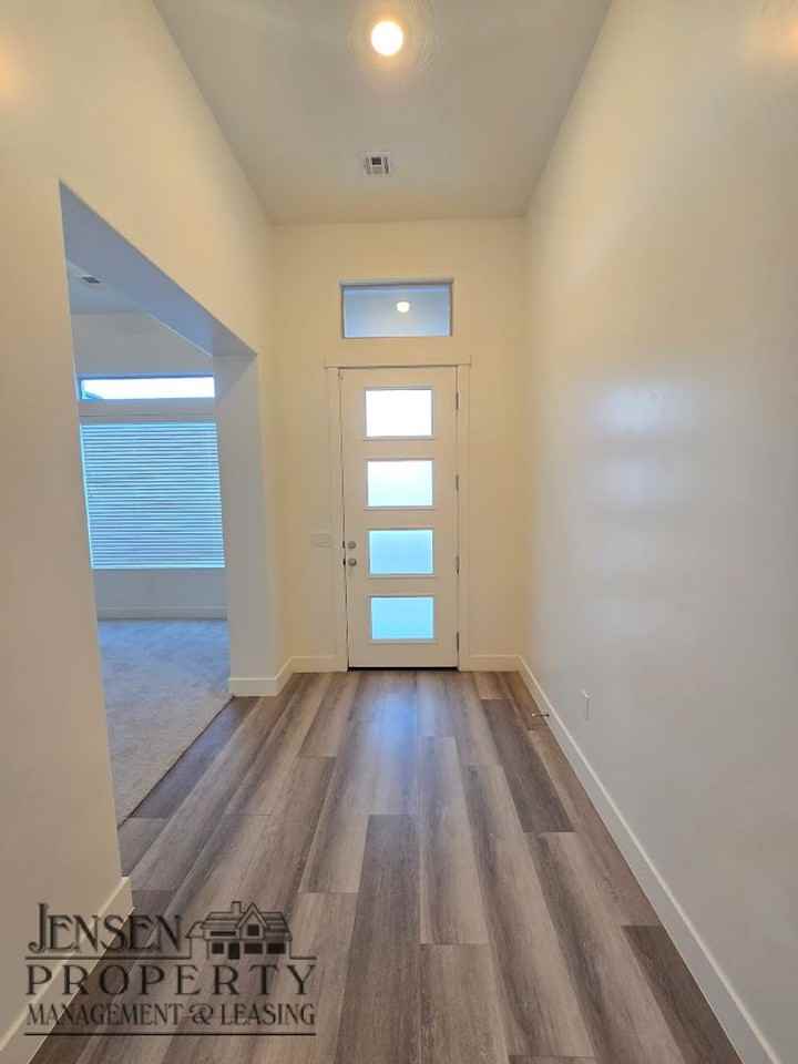 3385 S Marblewood Dr - Photo 4 of 50