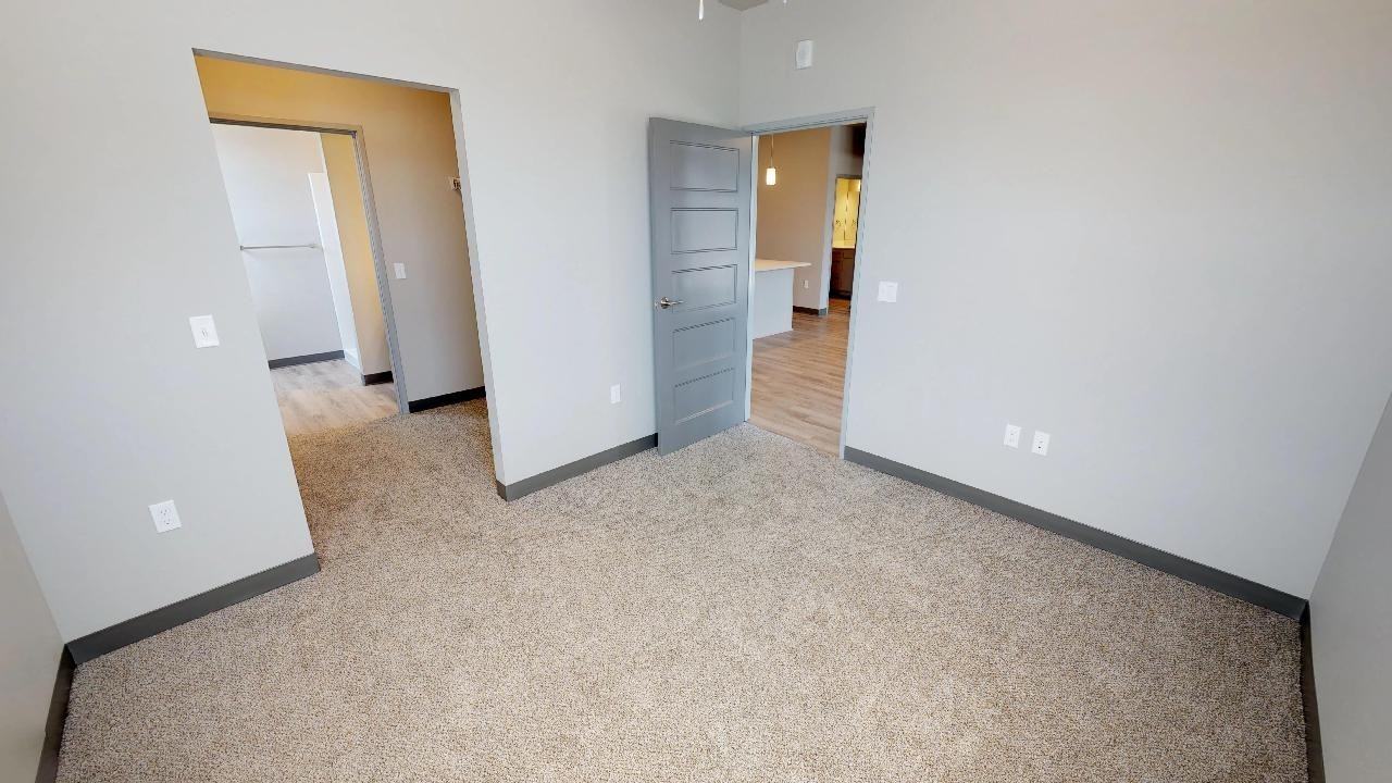 3315 Aurora - Photo 5 of 26