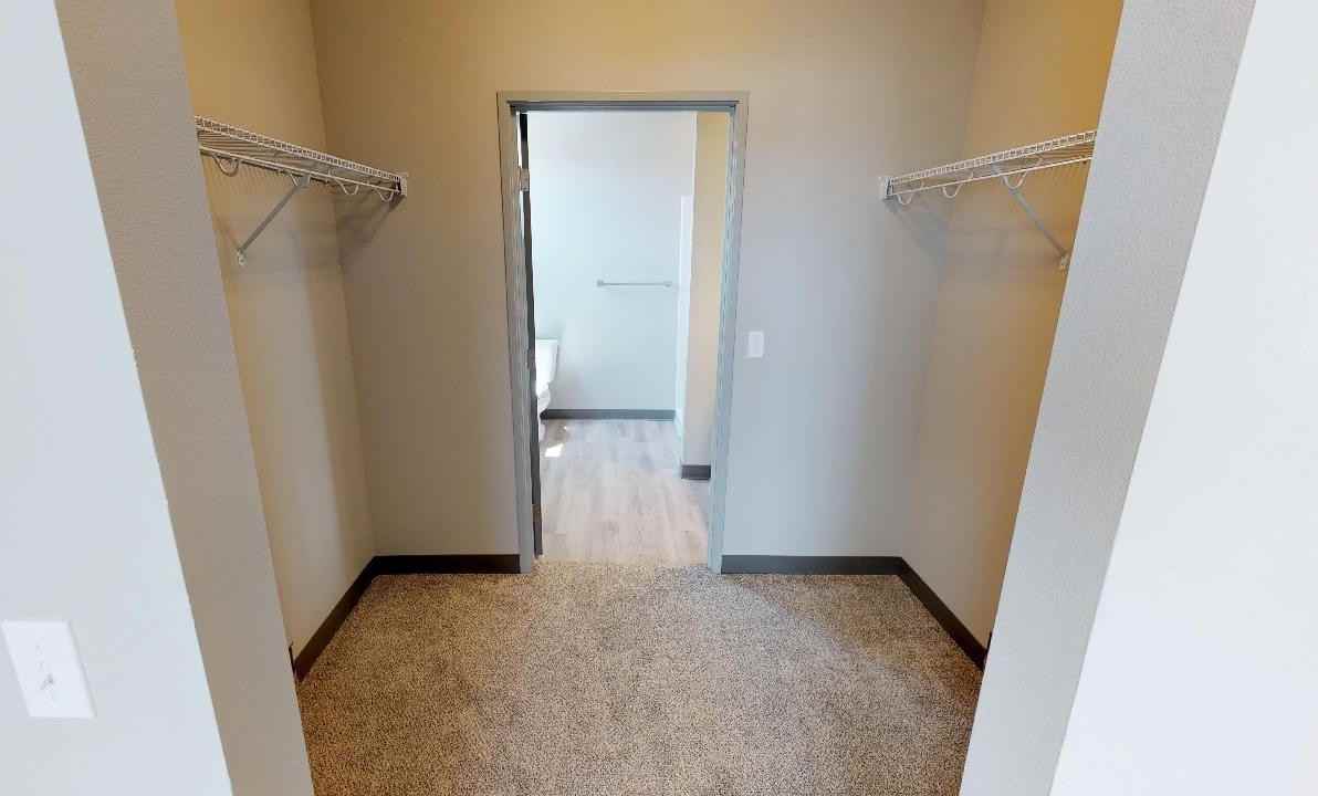 3315 Aurora - Photo 6 of 26