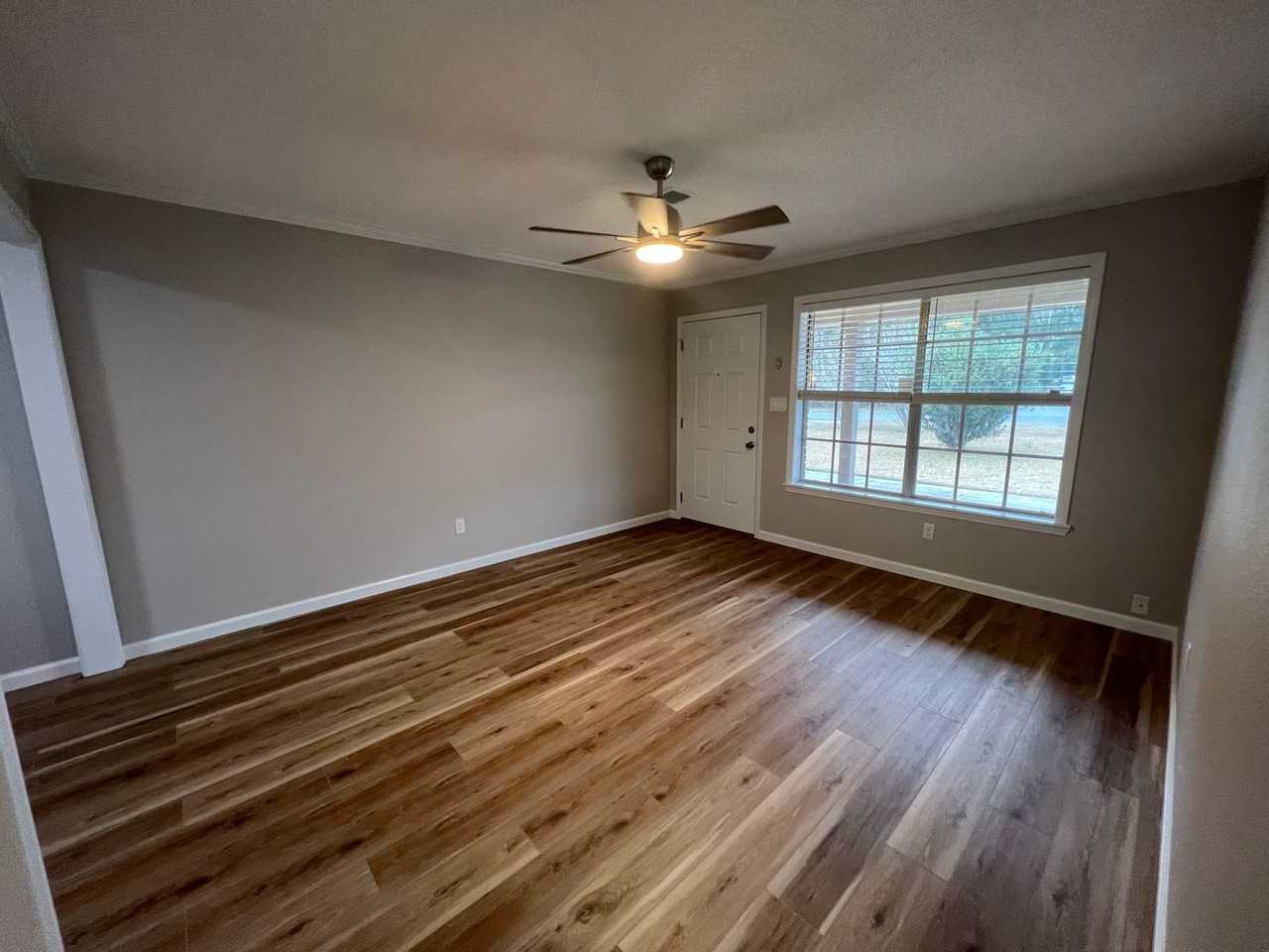 411 Schubert Dr #A - Photo 3 of 13