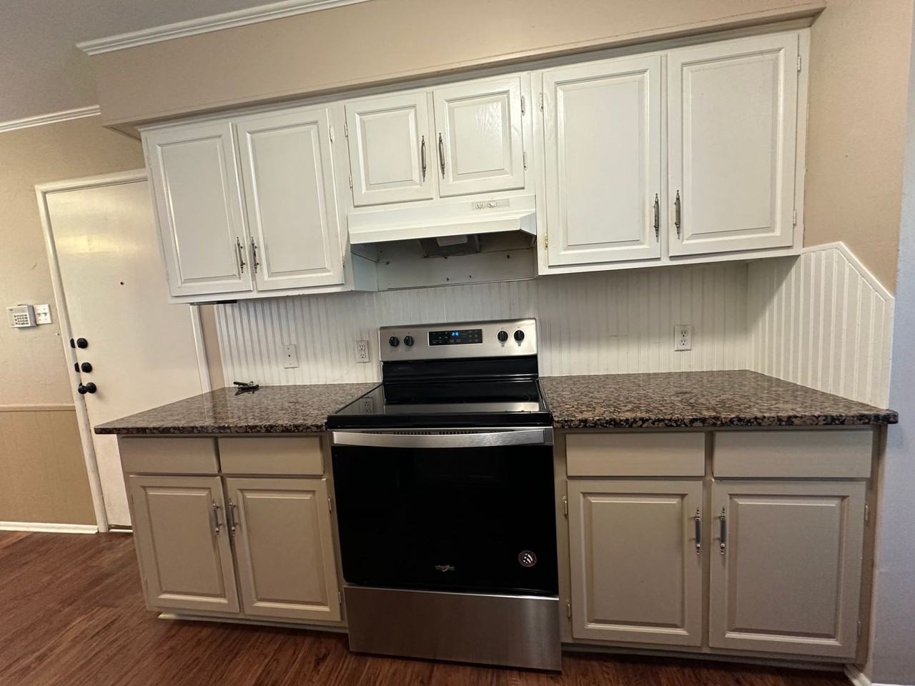 1303 Ford St - Photo 2 of 14