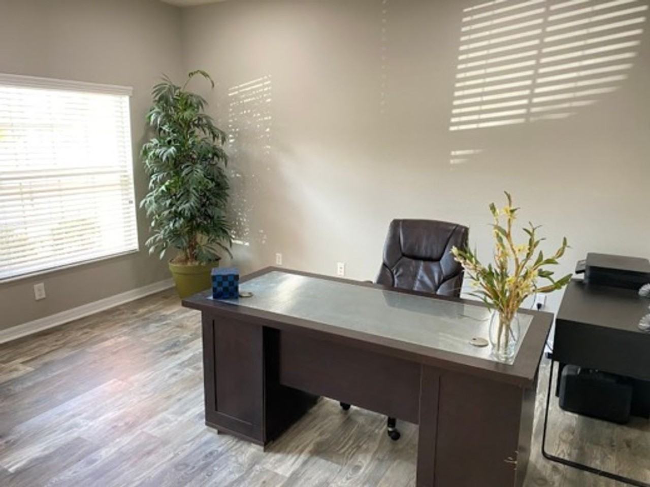 1405 Parker Den Dr - Photo 3 of 28