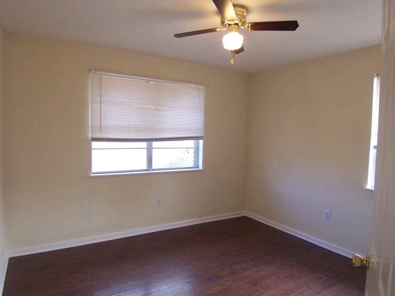 6105 Shreveport Hwy - Photo 6 of 9