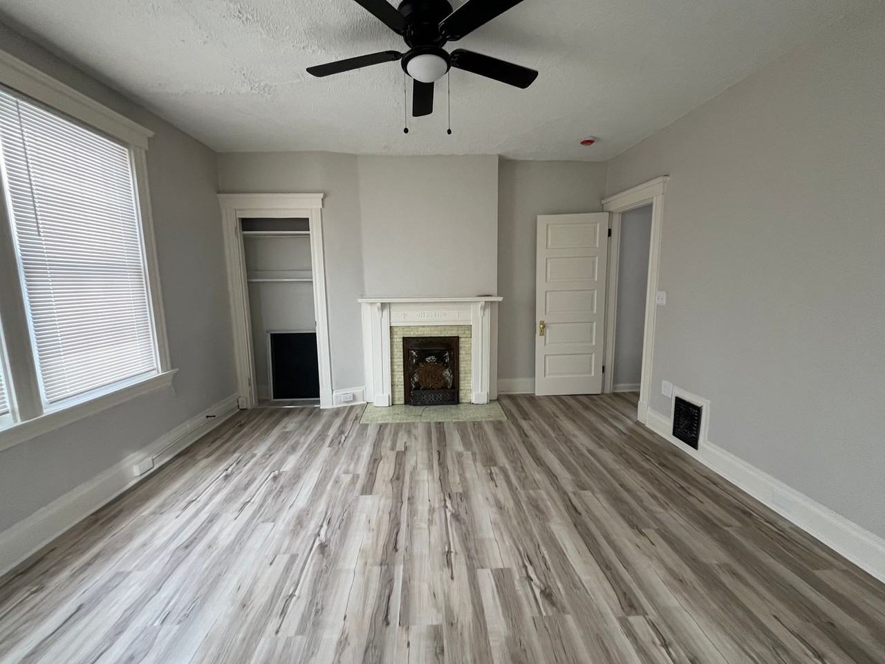 5124 Carthage Ave - Photo 7 of 11