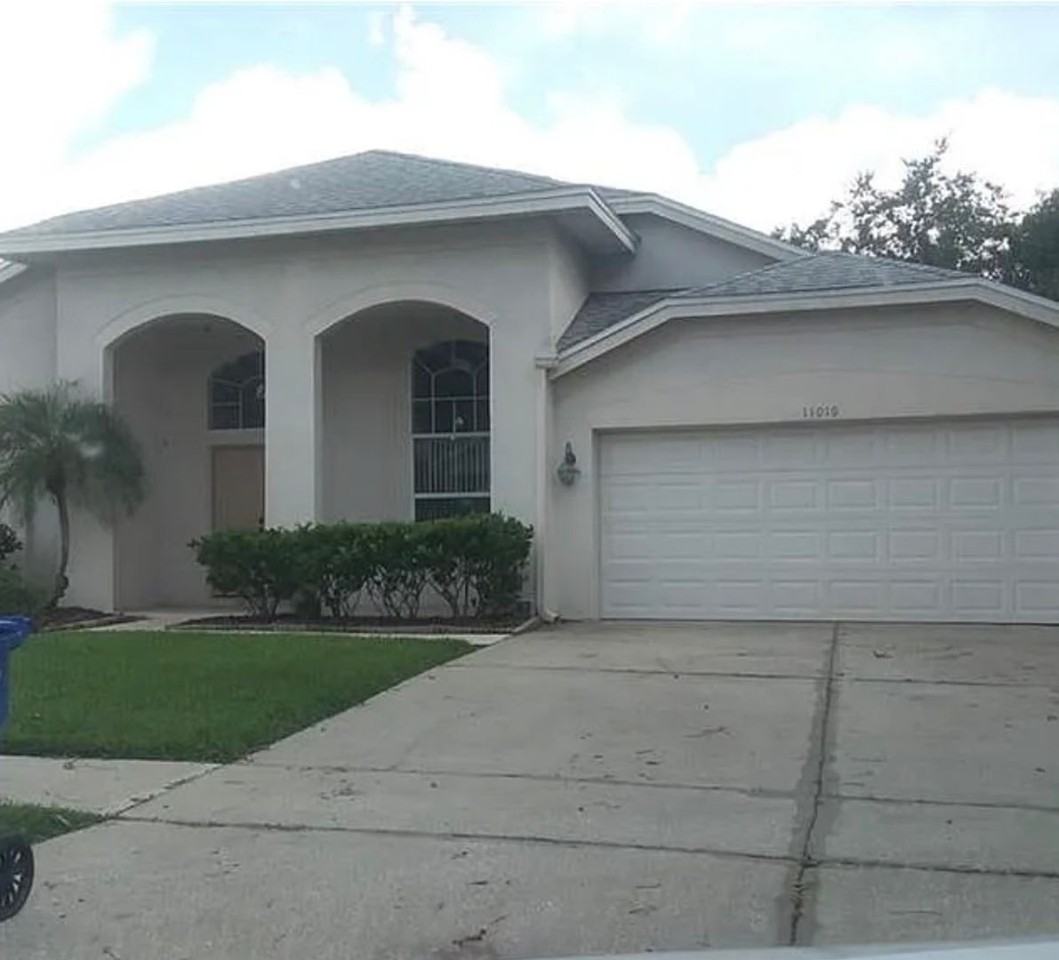 11010 Orangeshire Ct - Photo 3 of 16