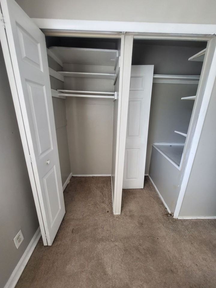 2447 Harriet Ave - Photo 7 of 15