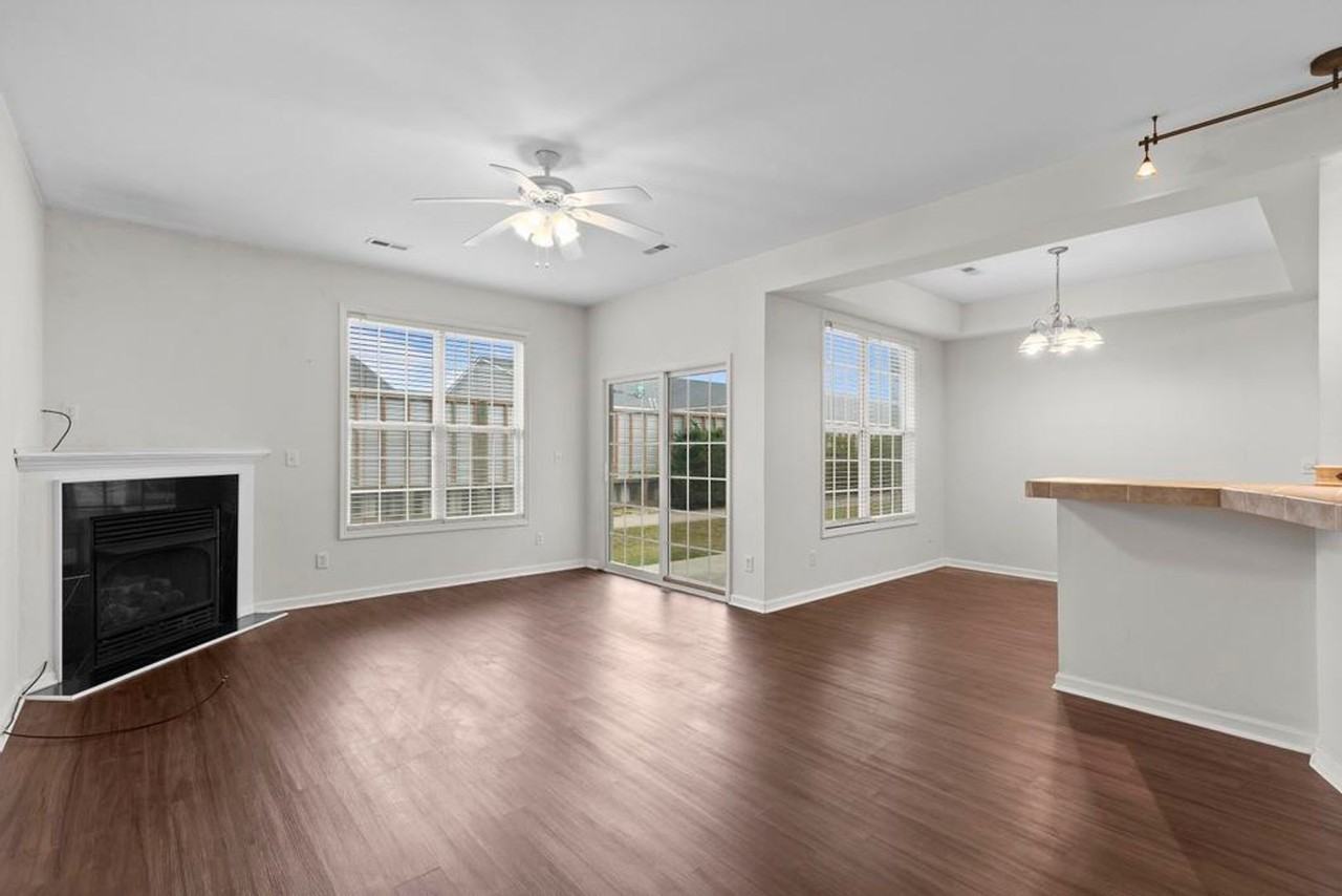 301 Triton Ln - Photo 3 of 22