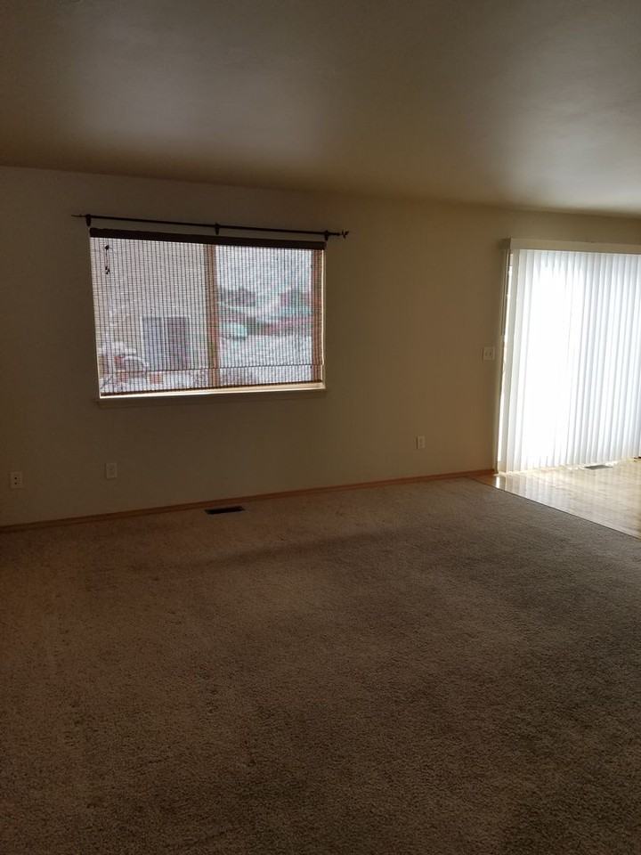 179 E Magnolia Dr - Photo 3 of 19