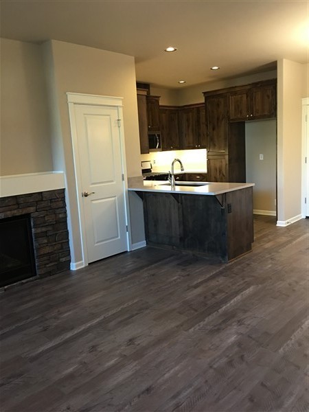 20795 Boulderfield Ave - Photo 3 of 15