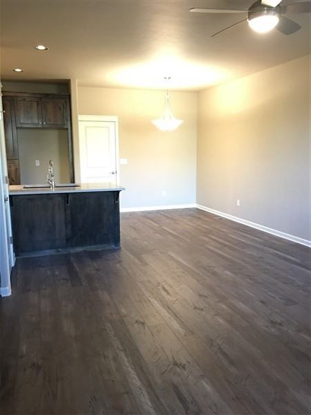 20795 Boulderfield Ave - Photo 4 of 15