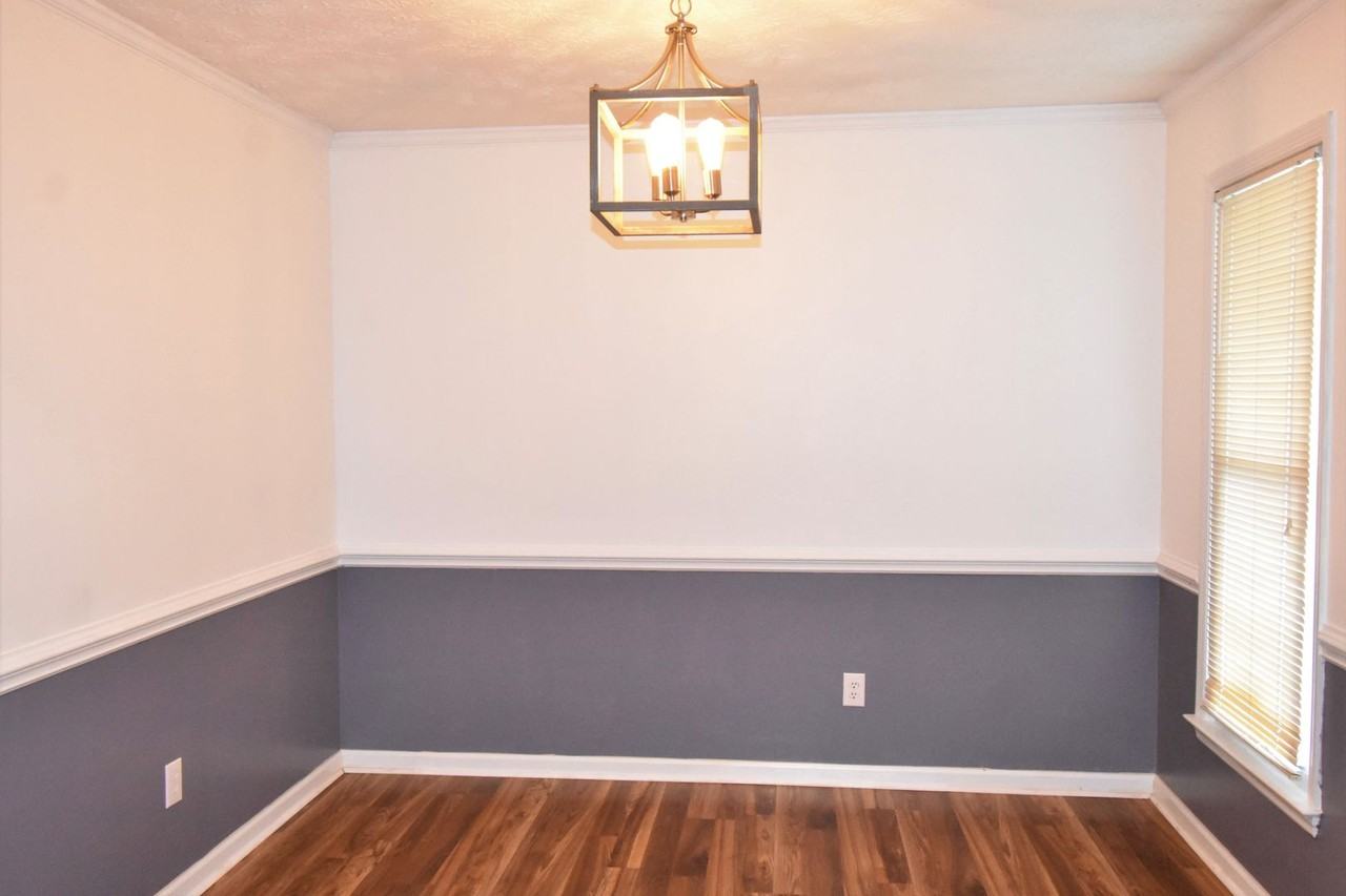 6405 Rolling Meadows Ln - Photo 3 of 22