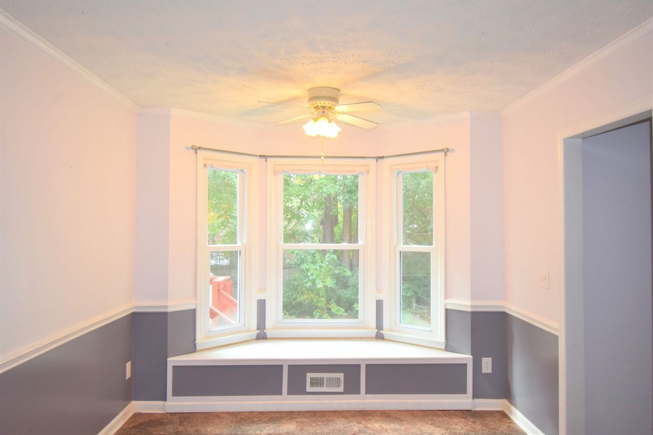 6405 Rolling Meadows Ln - Photo 6 of 22