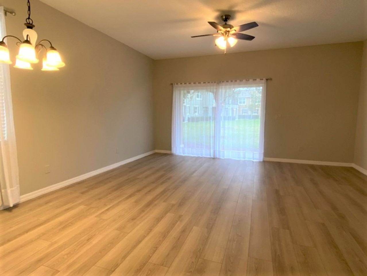 106 Aston Grande Dr - Photo 5 of 15