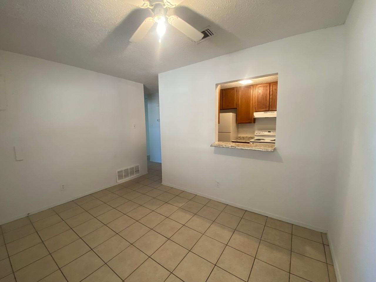 2414 Bunker Hill Dr #B - Photo 7 of 15