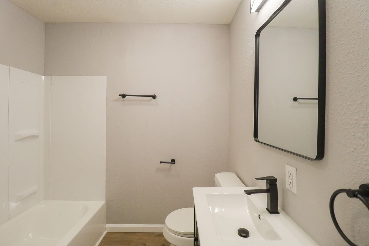 2012 N Atlanta Ct - Photo 7 of 24