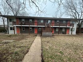 featured image of 210 S Hill Ave