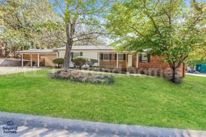 featured image of 610 Beverly Ave W