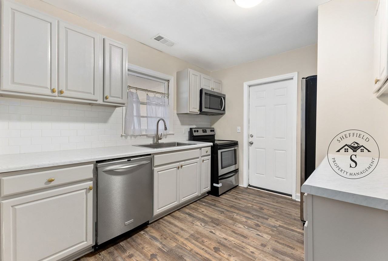 5625 Morris Ave - Photo 6 of 16