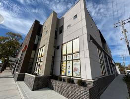 featured image of 132 E University Ave