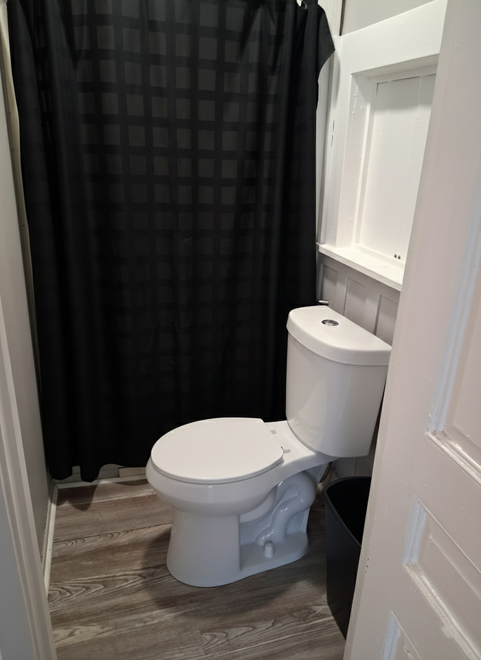 640 Jefferson Ave Apt 1c #1C - Photo 5 of 8