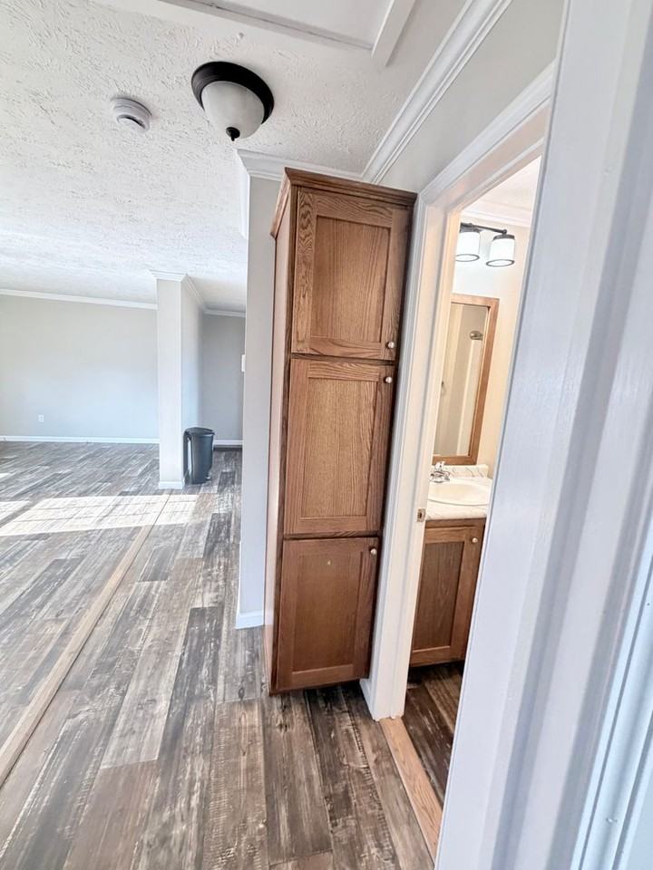 542 Old Newfound Rd - Photo 4 of 10