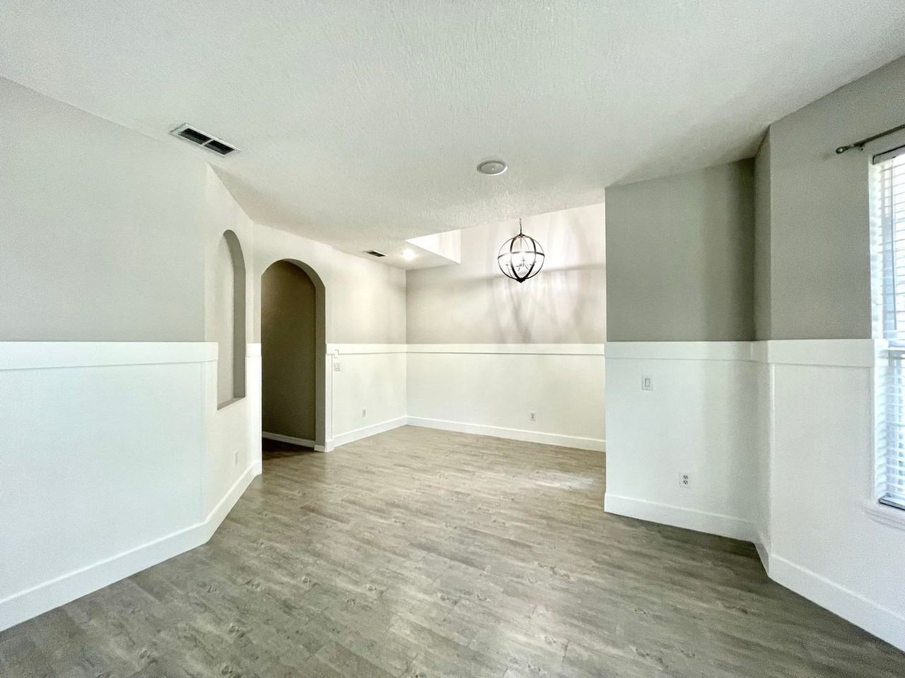 1419 Lawson Palm Ct - Photo 5 of 41