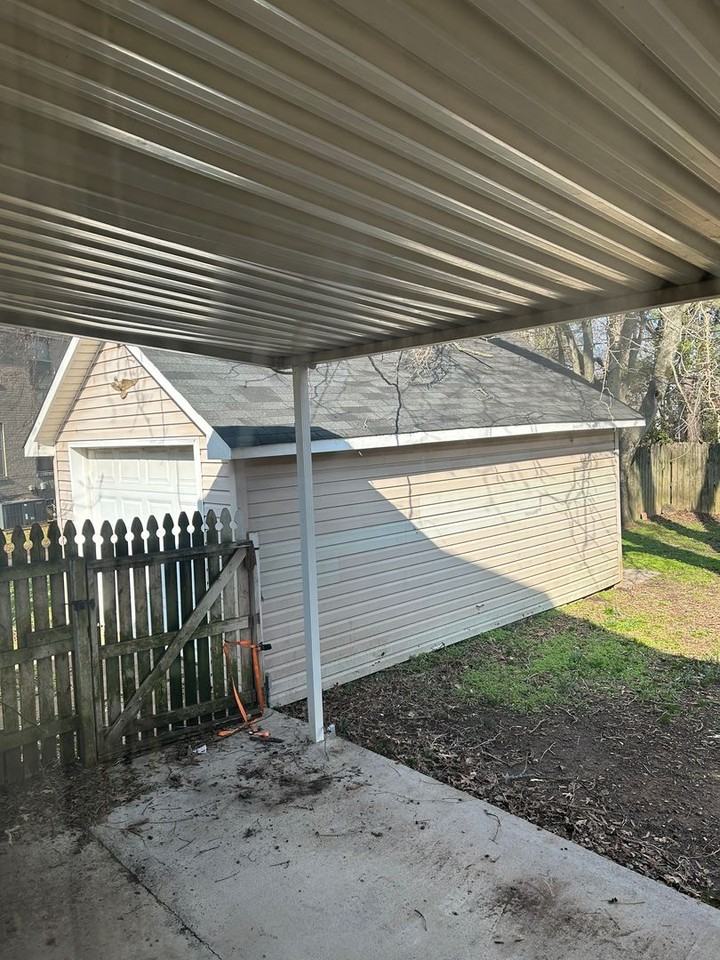 1036 Grant St Se - Photo 4 of 14