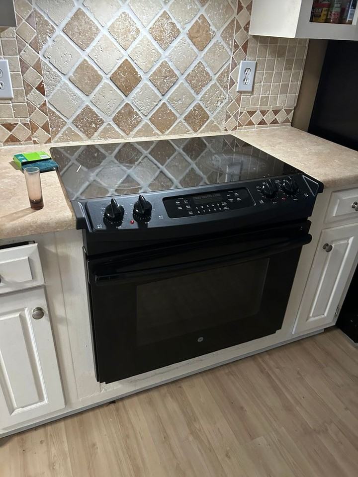 816 Rigel Dr Sw - Photo 3 of 5