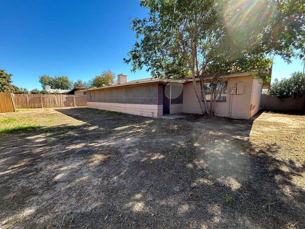 1932 E Loyola Dr - Photo 3 of 23