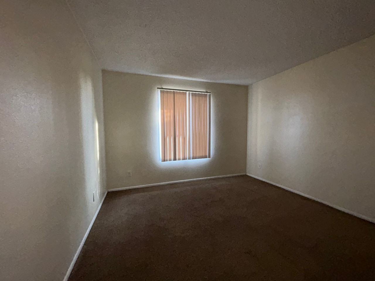 1932 E Loyola Dr - Photo 7 of 23