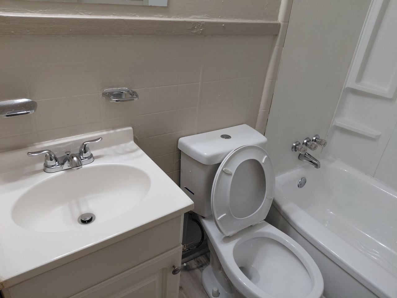 2951 Jefferson St - Photo 5 of 8